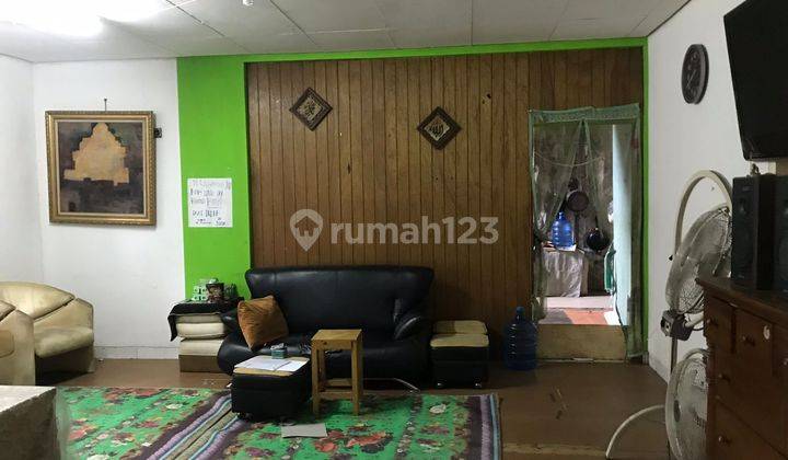 Rumah Hook 2 Lantai di Kemang Jakarta Selatan 1