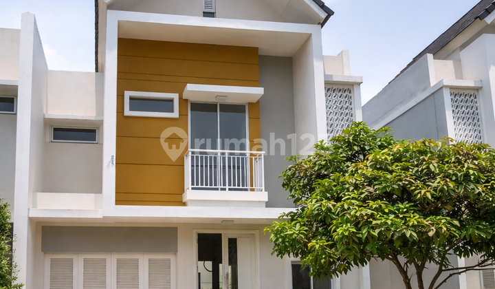 Rumah Modern dengan Fasade Cantik & Lingkungan Asri di Summarecon Bandung