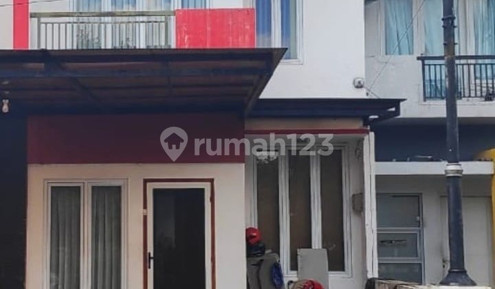 Rumah Mewah 2 Lantai di Puri Beta 1 – Luas, Nyaman, dan Strategis! 2