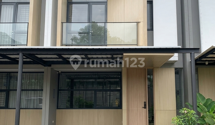 Rumah Modern 2 Lantai di Tanakayu, BSD City