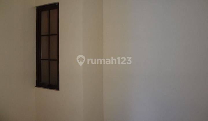 Rumah di disewakan Harga Termurah Uk 4x12 Siap Huni Cluster East Asia Green Lake City 2