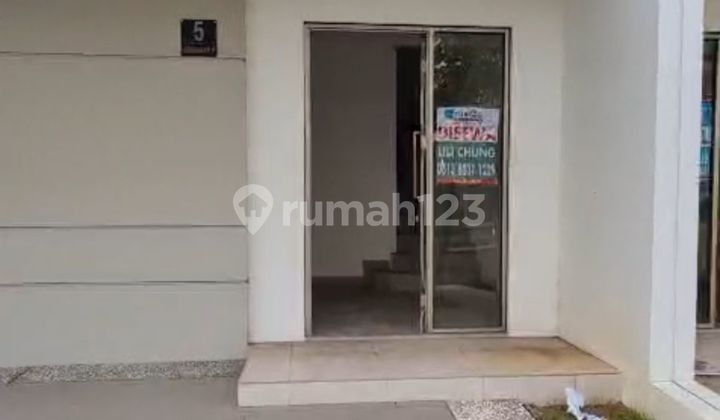 Rumah 6x10 disewakan termurah se-pik 2 cluster nashville 2 lantai deket superhiro