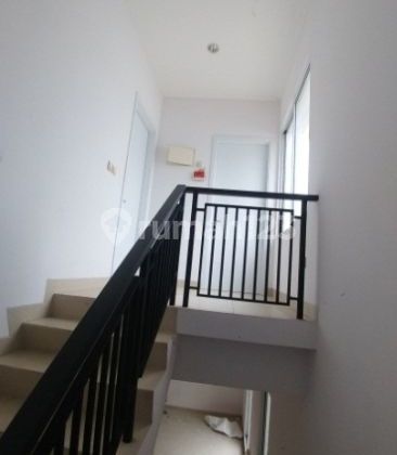 FOR RENT HOUSE GREEN LAKE CITY CLUSTER AUSTRALIA BOULEVARD