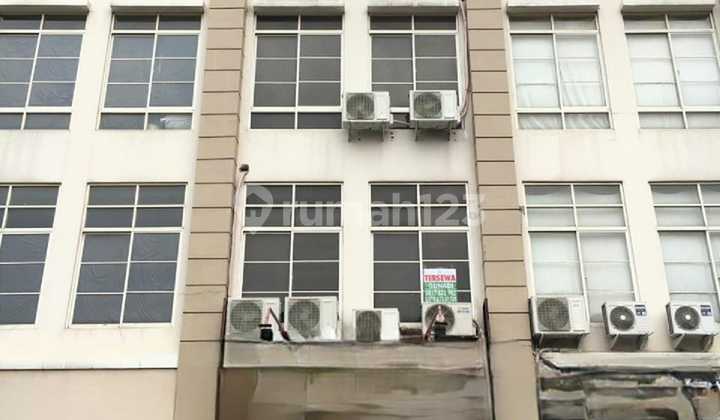 Main Street Shop House for Rent Furnished Low Price Green Lake City