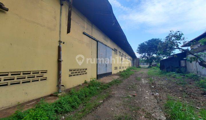 Gudang pinggir jalan nasional, kawasan industri Tugu, akses kontainer 1