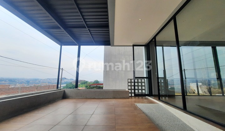 New Business Space with City View in Upper Semarang New Business Space with City View in Upper Semarang