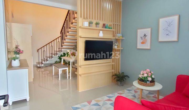 Rumah 2 Lantai Ready Dekat Kawasan Lippo & Gading Serpong  2