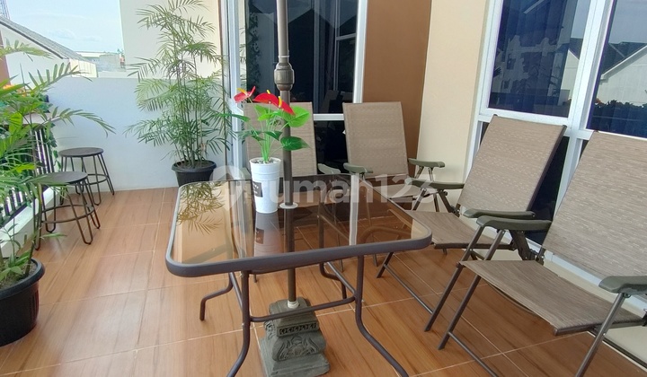 Rumah Dua Lantai  Lokasi Dekat ke Lippo & Gading Serpong  11