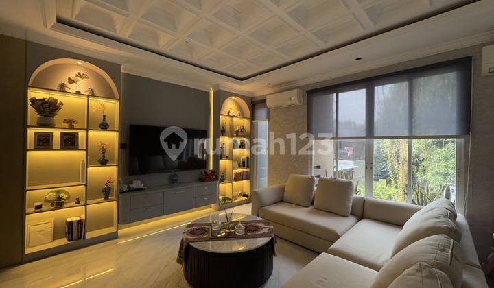 Rumah sunter agung 3 lantai furnish mewah 6x21 split level