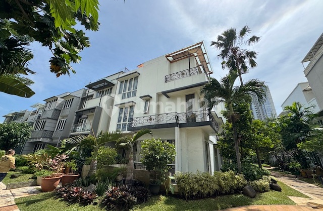 Rumah springhill townhouse kemayoran 12x18 hoek 5 lantai
