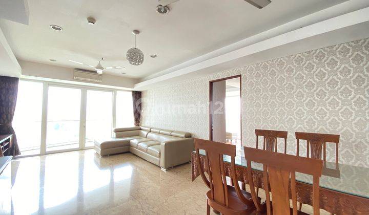 Jual Murah Apartemen Royale Springhill 3BR 196 Meter Pool View 1