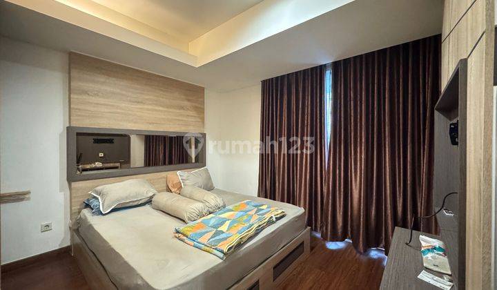 Sewa Tahunan Apartemen Royale Springhill 1 Kamar 79 Meter Furnish 2