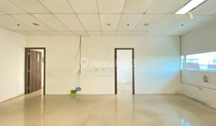 Sewa Ruang Kantor Springhill Office Kemayoran 63 Meter  2