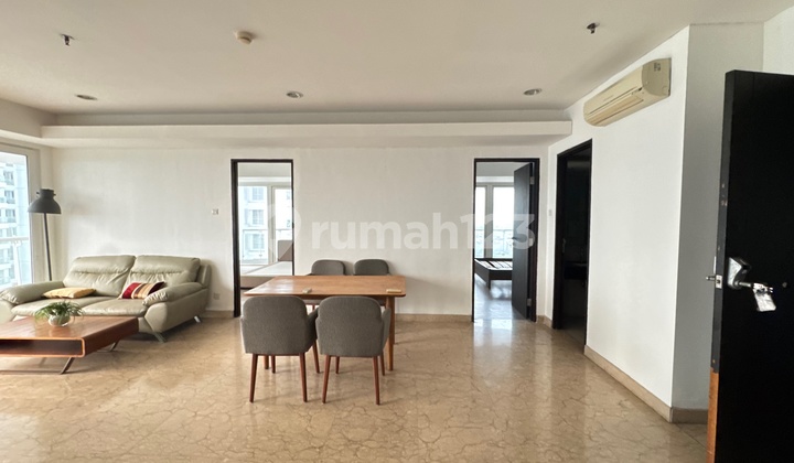 Apartemen royale springhill kemayoran 2 kamar 165 meter murah