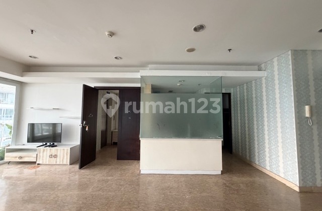 Apartemen Royale Springhill 3 Kamar 196M2 Tower Lavender Murah 2