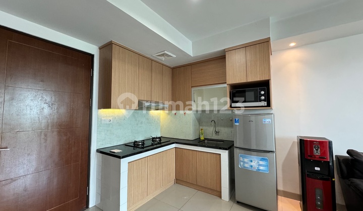 For sale Springhill Terrace apartment, 2 bedrooms, furnished, with certificate. 2