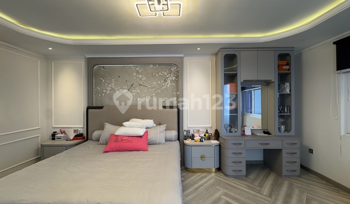 Rumah sunter agung 3 lantai furnish mewah 6x21 split level 2