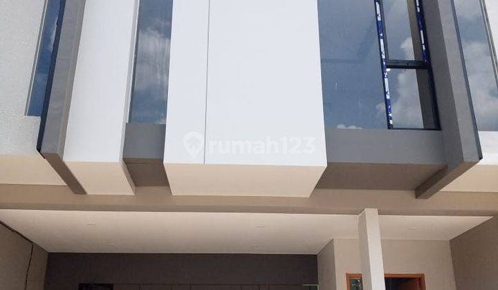 Rumah Terkeren di Bintaro 1