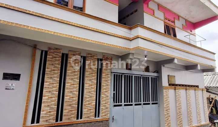 Active Boarding House for Sale, Strategically Located Near UNS Solo Campus