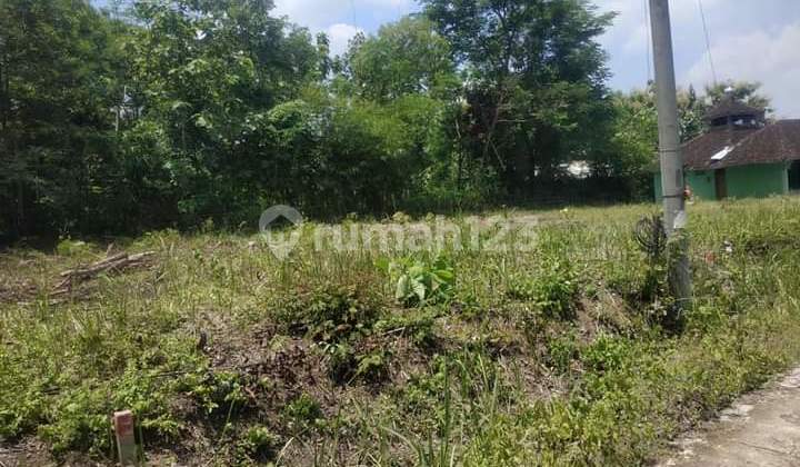 Land 85 Million Near Gemolong Market Sragen