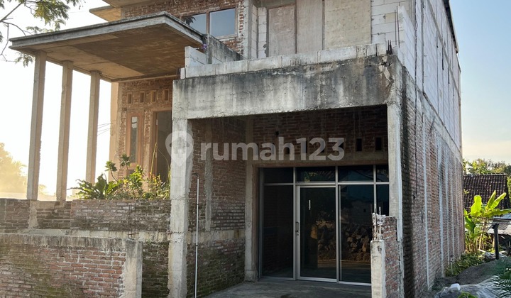 2-Story Contemporary Design House in Karanganyar 2-Story Contemporary Design House in Karanganyar