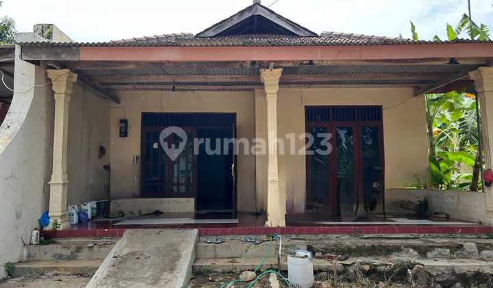 Strategic 364m² House Near Koramil Kerjo, Karanganyar
