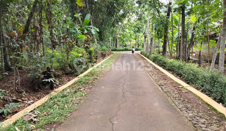 Land 1000m² Ready to Build in Karanganyar Land 1000m² Ready to Build in Karanganyar