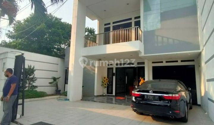 Rumah Bagus Di Papandayan Raya Semarang 3 Lantai View Laut Dan Kota 1