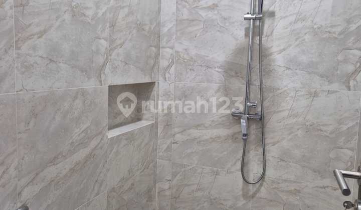 Rumah Brand New Modern Design dengan Lokasi Stategis di Bintaro. 2