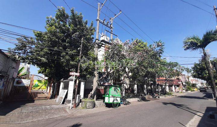 Ruang usaha kantor Pakis Tirtosari dekat mayjen sungkono 1