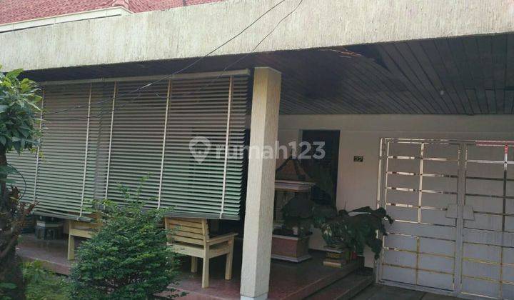 Rumah Pusat Kota Jl Blambangan Surabaya SHM  7