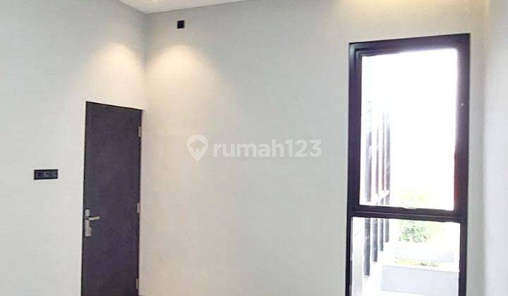 Puri Surya Jaya Cluster Pasadena Hadap Selatan SHM 4 Bedrooms 2