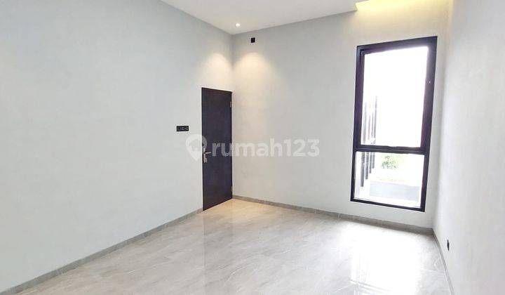 Puri Surya Jaya Cluster Pasadena Hadap Selatan SHM 4 Bedrooms 1