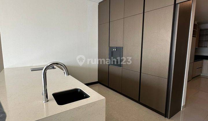 Apartement Pakubuwono Menteng 3 BR Unfurnished Bagus Siap Huni 2