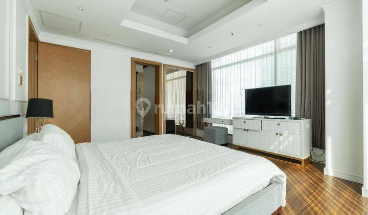 Apartement Verde Two 3 BR Furnished Bagus 2