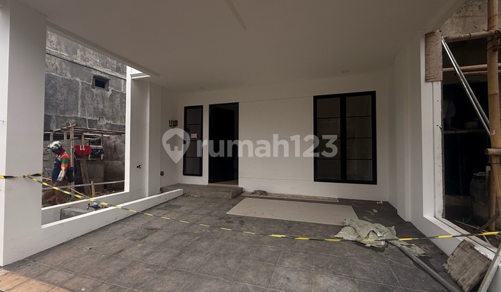 Rumah Dekat Stasiun KRL Full Fasilitas
