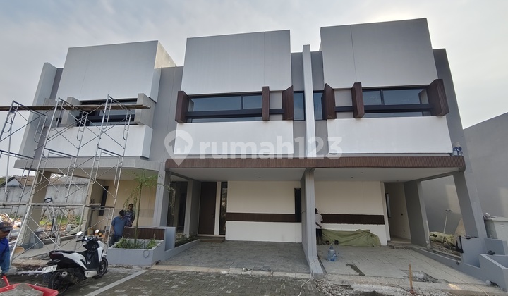 Rumah Dekat Mall Lokasi Strategis 10 Menit Gerbang Tol Pamulang Rumah Dekat Mall Lokasi Strategis 10 Menit Gerbang Tol Pamulang
