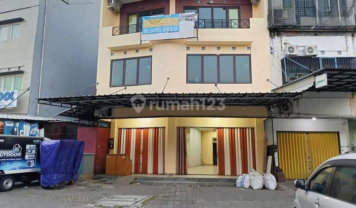 Disewa Ruko Renovasi Gandeng 4 Lt Mall Daan Mogot Baru Lt130m2 Lb 400m2  2