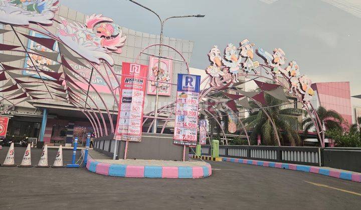 Dijual Melalui Lelang Gedung Ex. Supermarket Busana di Cirimekar cibinong. Bogor. Murah Abis....lokasi Strategis. Gedung Multi Fungsi, Cocok Untuk Kampus Perkantoran Plaza Dll.  2