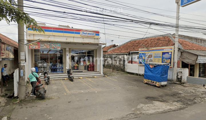 Shop House and Land on Jl Kapten Halim, Pasar Rebo, Purwakarta City 2