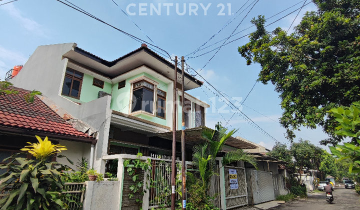 Rumah 2 Lantai Siap Huni Di Taman Kopo Indah 2 Patung Kuda