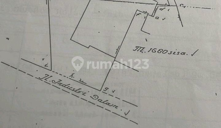 Hitung Tanah Saja. Lokasi Bagus Untuk Sekolah.tempat Kost.