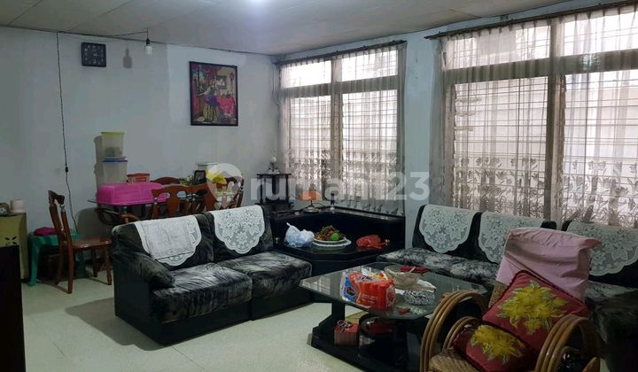 Rumah Hunian 1½ Lantai Dipusat Kota Bandung Yang Tenang Dan Midah Dijangkau Rumah Hunian 1½ Lantai Dipusat Kota Bandung Yang Tenang Dan Midah Dijangkau