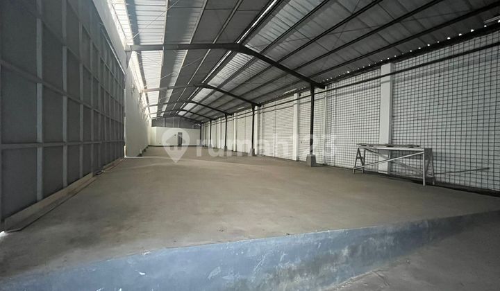 For Sale/Lease Shop Houses and Warehouses on Main Road Jl. Siliwangi, Baleendah, Bandung