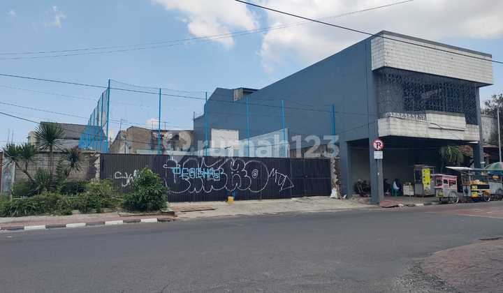 Ready-to-Build Plot in a Strategic Area, Good for Culinary Business