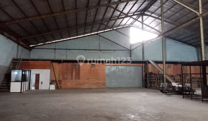 GUDANG CIBOLERANG AKSES KONTAINER 20 FEET 2