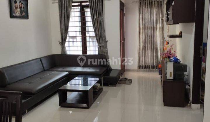 Rumah Cantik Di Komplek Pondok Hijau Bangunan Terawat 1