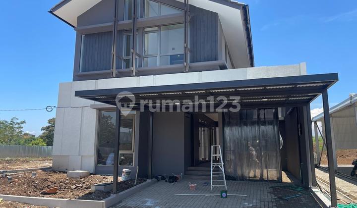 New 2-Story House with Japanese and Scandinavian Style, Strategic Location Near Toll Road, School, Hospital, and Ikea