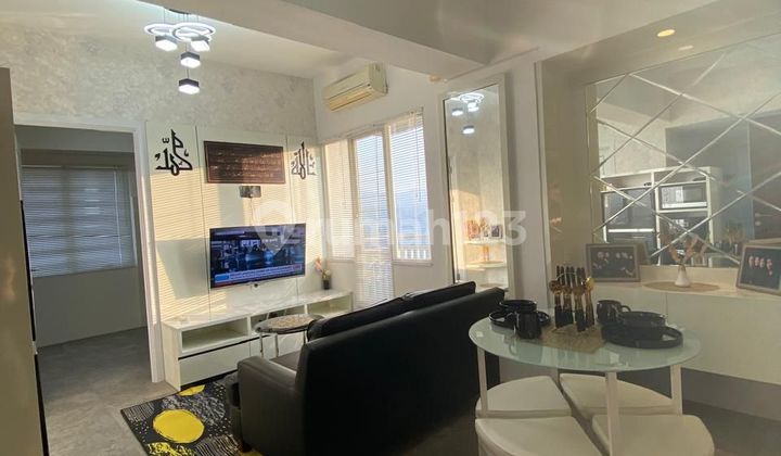 Apartments in the Unpar Campus Area Ready to Occupy Furnished and High Floor.