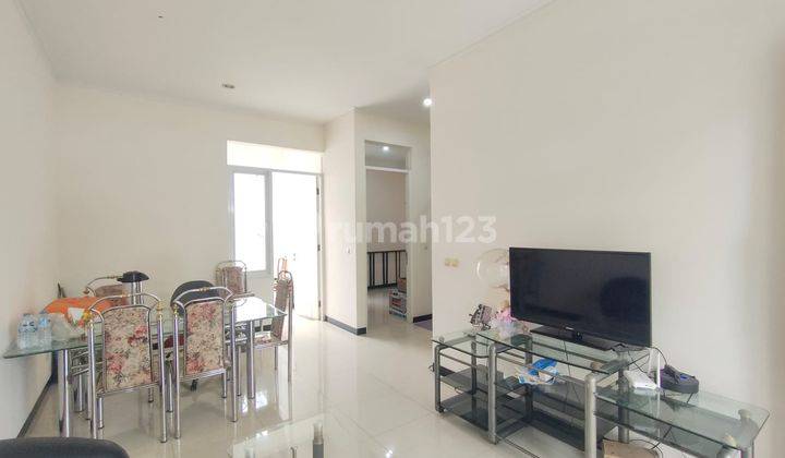 Rumah Dlm Cluster One Way Gate Tki V Smmerville Siap Pakai Lokasi Tdk Jauh Dr Gerbang 1